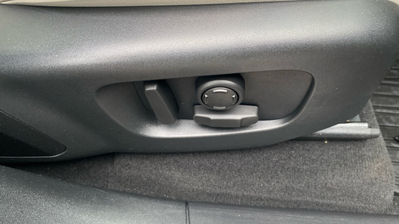 Land Rover Range Rover Velar 2.0 P250 R-Dynamic SE 5dr Auto Petrol Estate